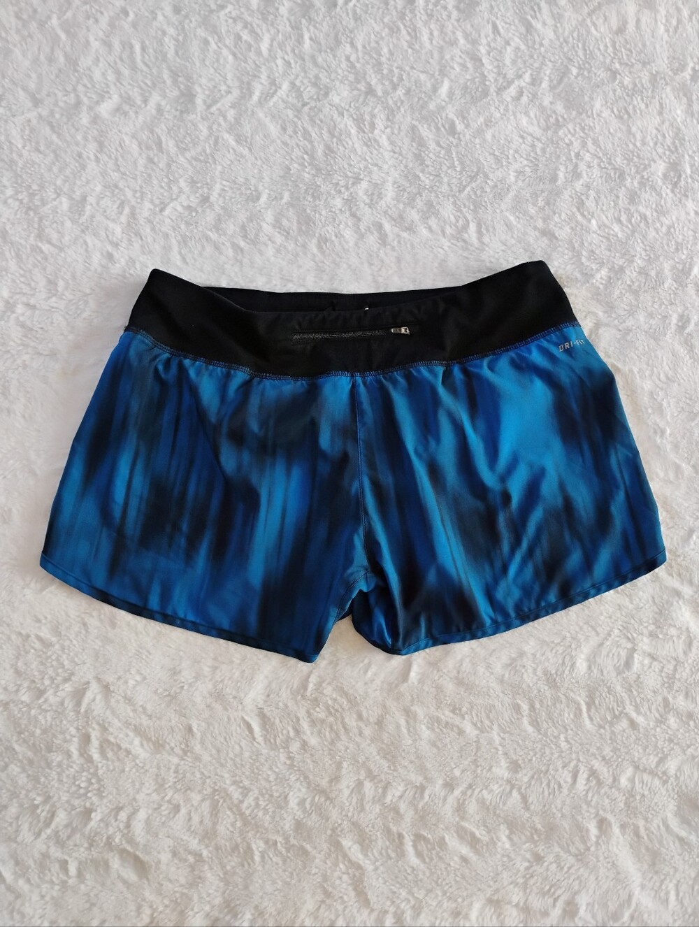 Nike Running Shorts - Picture 2 of 5